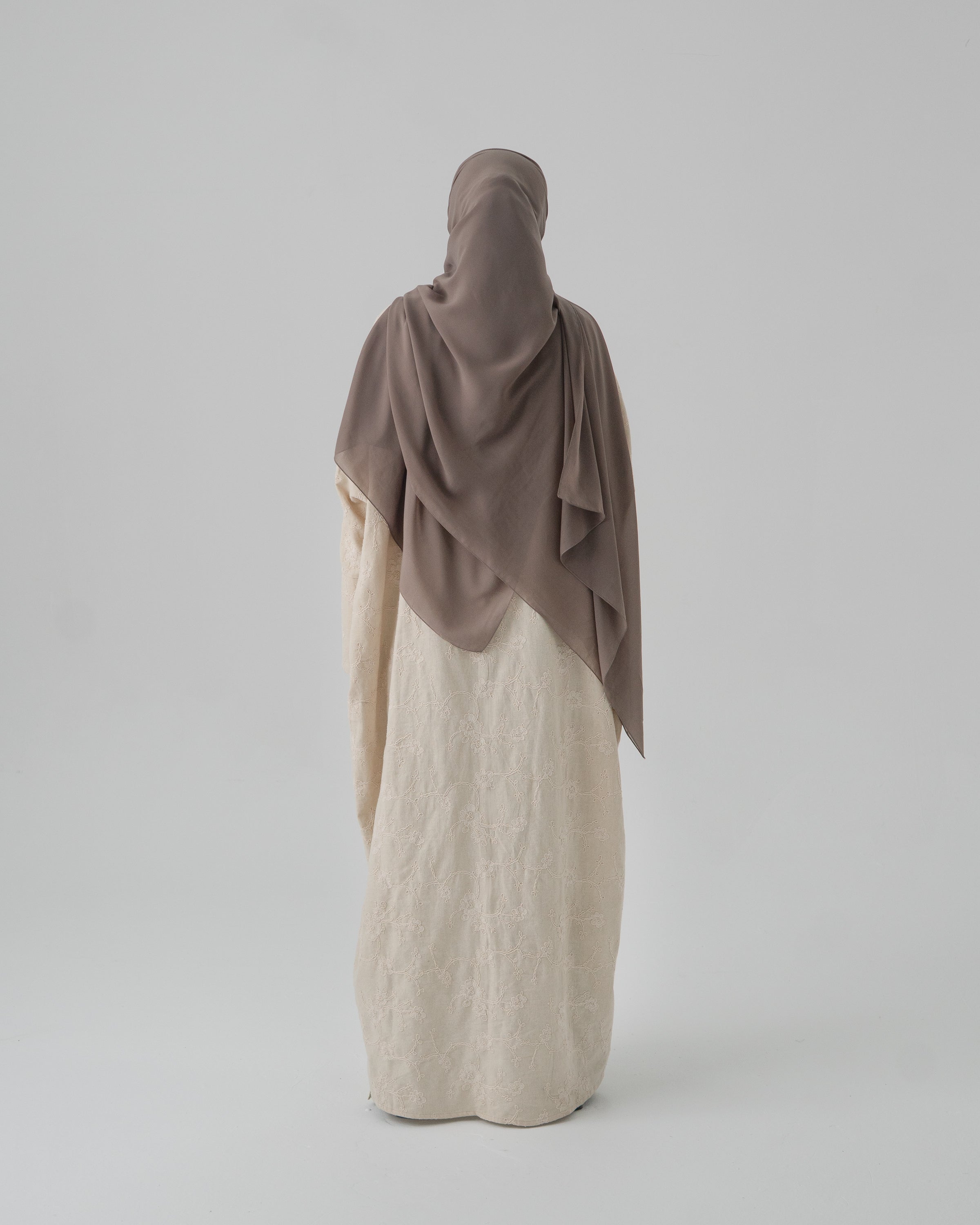 Sondos Embroidery abaya
