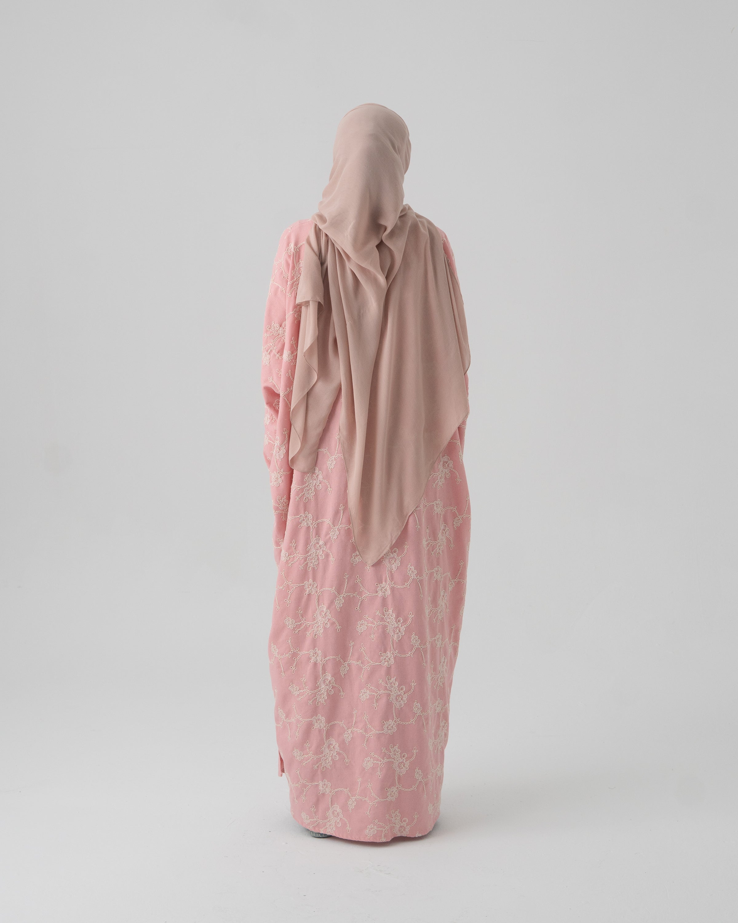 Sondos Embroidery abaya